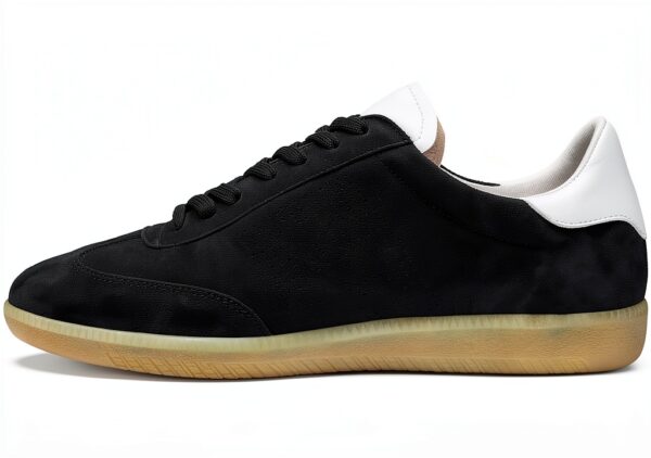 Chaussures en daim Blackstone confort design usage quotidien-4